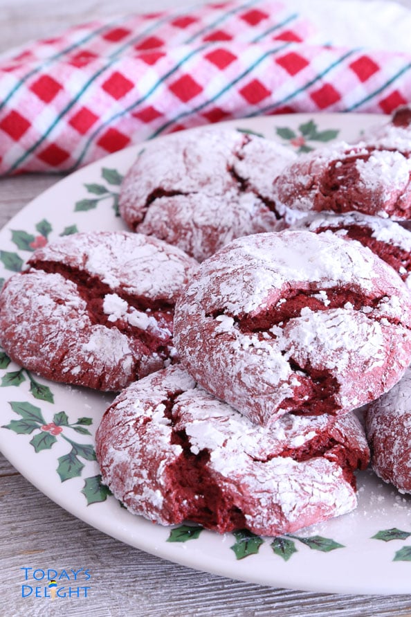 How to Make this Red Velvet Crinkle Cookies Recipe is Today's Delight