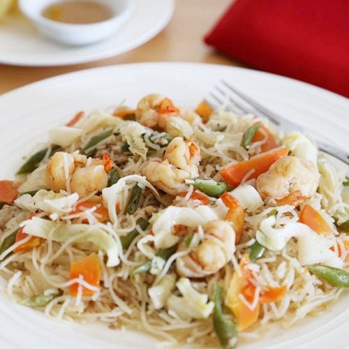 Stir-fried Filipino noodles with lemon and fish sauce.